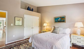 10104 BALDWIN Ct, Bethesda, MD 20817