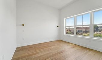 90 E 27TH St, Bayonne, NJ 07002