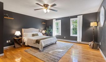 352 Log Cabin Rd, Arundel, ME 04046