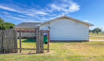 400 S Poplar St, Archer City, TX 76351