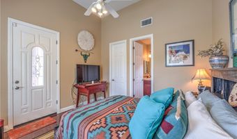 2982 Hammerwood Dr, Las Vegas, NV 89135