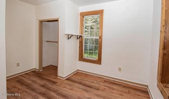 6962 Oak St, Bonners Ferry, ID 83805