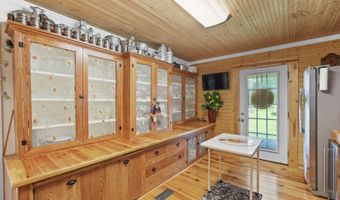 1748 Georgia St, Alford, FL 32420