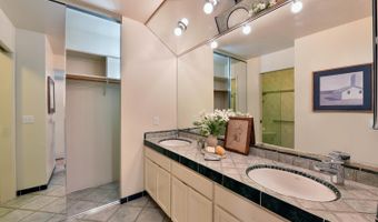 2318 Lakeview Dr, Santa Rosa, CA 95405