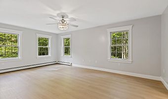 25 Lake Grove Ln, Auburn, ME 04210