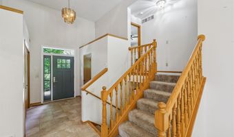 3863 NE 88th St, Altoona, IA 50009