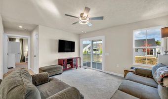 172 Eagle Cir, Amherst, OH 44001