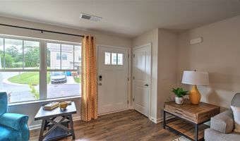4 Virginia Commons Dr, Arden, NC 28704