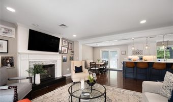 7 Robins Way, North Providence, RI 02904