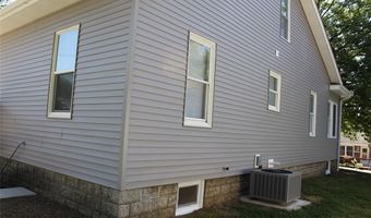 3028 Mayfield Ave, Alton, IL 62002
