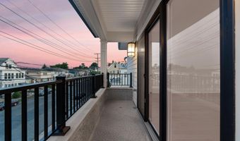525 AVENUE E 2, Bayonne, NJ 07002