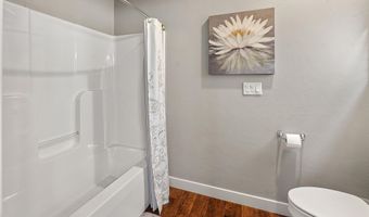 1860 N MARGARET St, Appleton, WI 54913