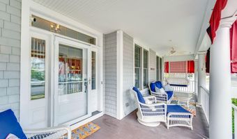 40 Karge St, Bay Head, NJ 08742