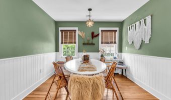 81 7th Ave, Atlantic Highlands, NJ 07716