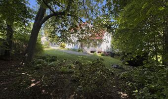 21 Fern St, Bangor, ME 04401