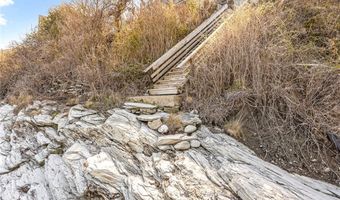 7 Clarkes Village Rd, Jamestown, RI 02835