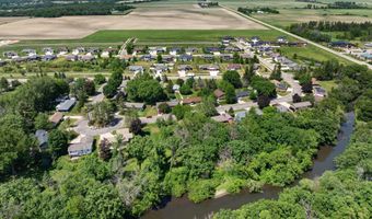 2006 11th Ave NE, Austin, MN 55912