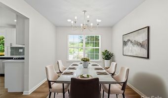 3813 Brookchase Ln, Charlotte, NC 28205