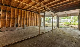 11 Outlet Rd, Augusta, ME 04330