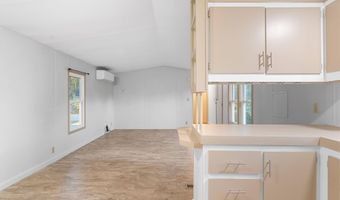 1 Pine Grove Ln, Augusta, ME 04330