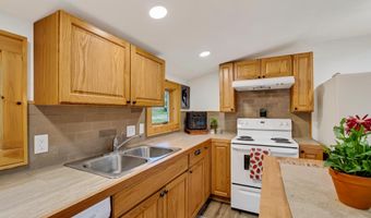 303 E State St, Albany, WI 53502