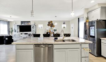 7252 Lockford N, Avon, IN 46123