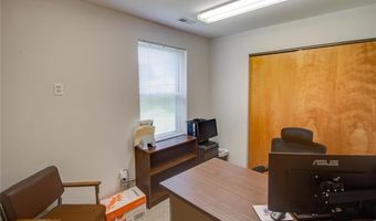 2216 State St, Alton, IL 62002