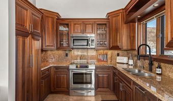 2227 Juniper Hill Dr, Aspen, CO 81611