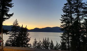 812 Pine Cove Rd, Bayview, ID 83803