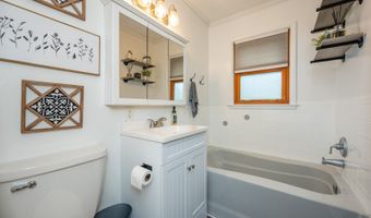 301 5th Street Pl SE, Altoona, IA 50009