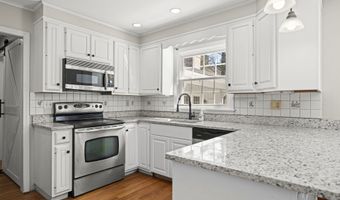 85 Lawton Rd, Canton, CT 06019