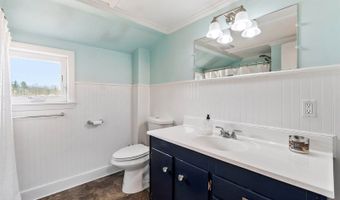 5 Webb Rd, Waterville, ME 04901