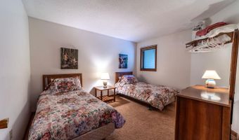 15 Manor Estates Dr 1, Bristol, NH 03222