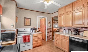 914 15th St, Auburn, NE 68305