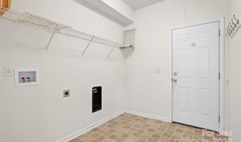 2 Thornwood Ct, Arden, NC 28704
