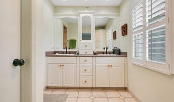 5867 COVE Dr, Belle Isle, FL 32812