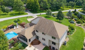 32335 Wildwood Dr, Adel, IA 50003