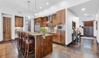 825 Gonzales St, Solana Beach, CA 92075