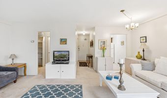 1200 N NASH St 565, Arlington, VA 22209