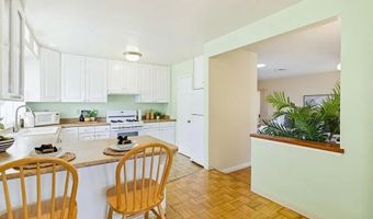 9832 Estrella Dr, Spring Valley, CA 91977