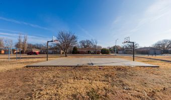 5807 CONTENTED Ln, Amarillo, TX 79109