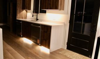 610 S 800 E, Centerville, UT 84014