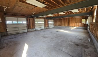 330 Narrow Shore Rd, Aydlett, NC 27916