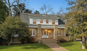 107 GREENVILLE St, Abbeville, SC 29620