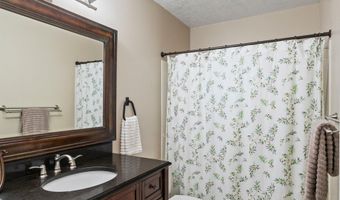 557 S MOSS HILL Dr, Bountiful, UT 84010
