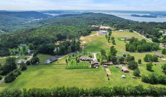 111 Appaloosa Dr, Albertville, AL 35951