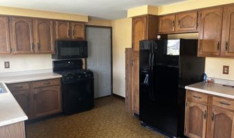 706 SUNSET Dr, Antigo, WI 54409