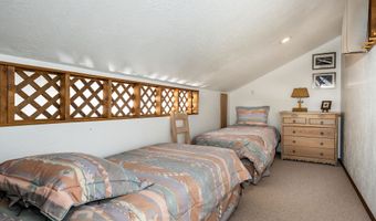 253 Saladon Rd, Angel Fire, NM 87710