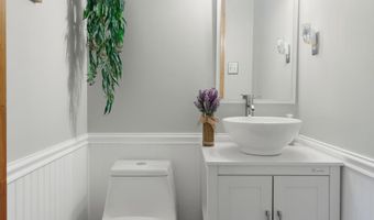 8 WORTHAM Ct, Bear, DE 19701