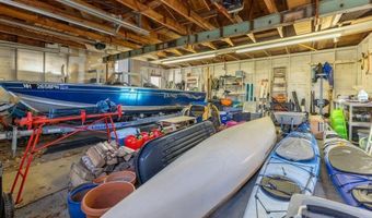 28 Mountainview Ave, Bangor, ME 04401